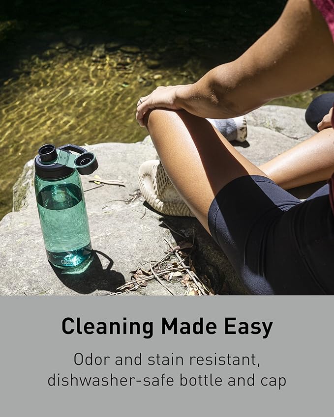 CamelBak Chute Mag BPA Free Water Bottle with Tritan Renew - Magnetic Cap